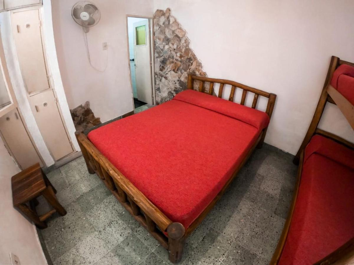 Club Hostel Jujuy San Salvador de Jujuy Buitenkant foto