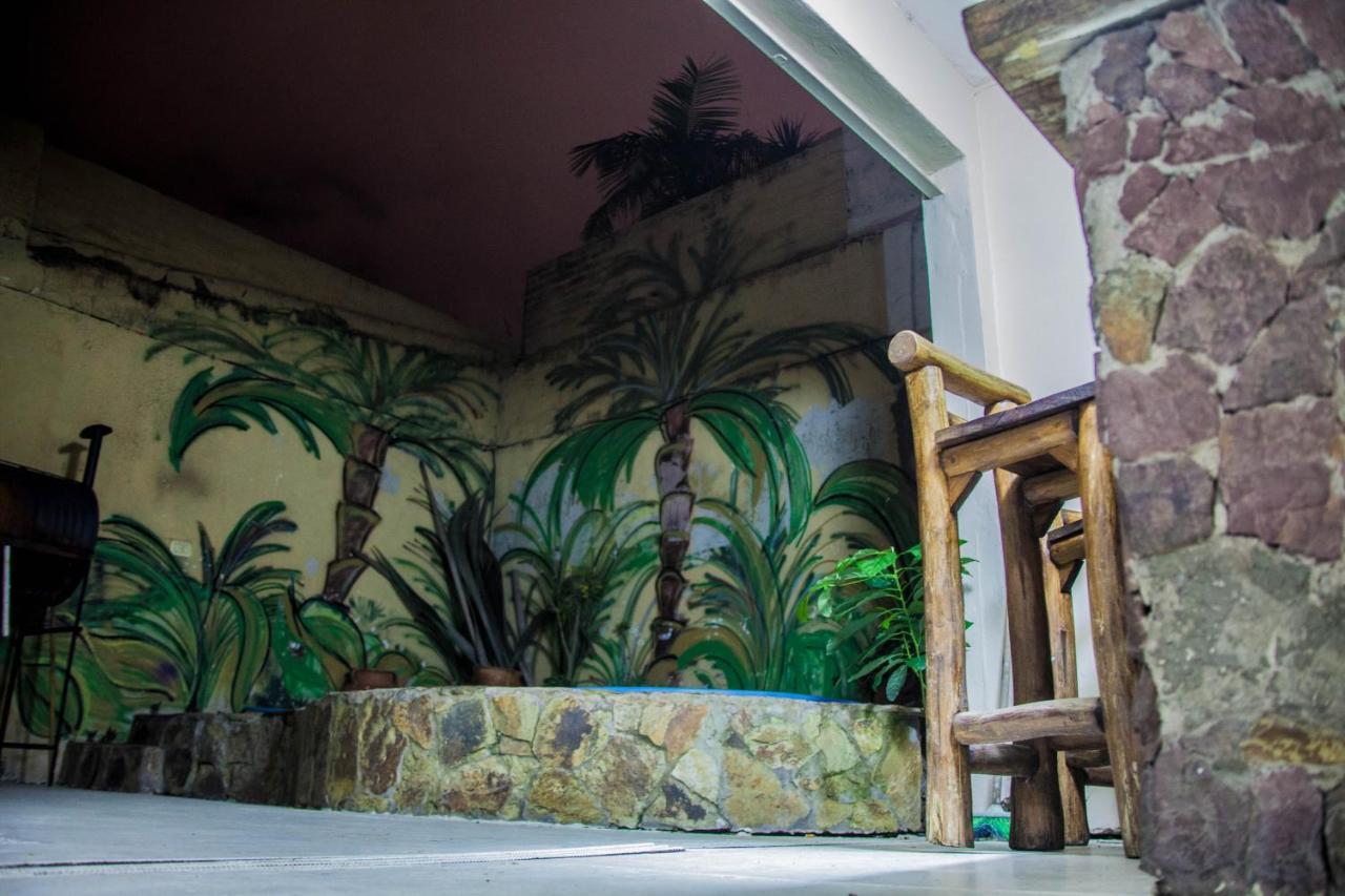 Club Hostel Jujuy San Salvador de Jujuy Buitenkant foto